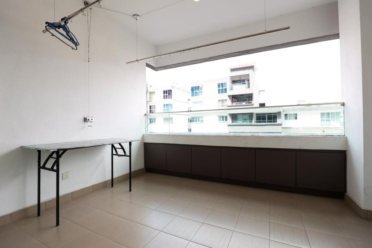 Cozy 2 Bedroom W Pool - 6 Pax - Kajang Bagian luar foto